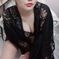 えっちな人妻は好きですか…？