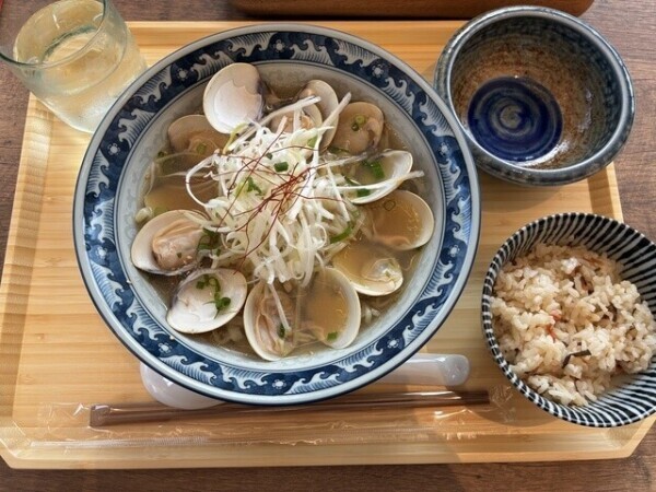 お昼のごはーーーん1689