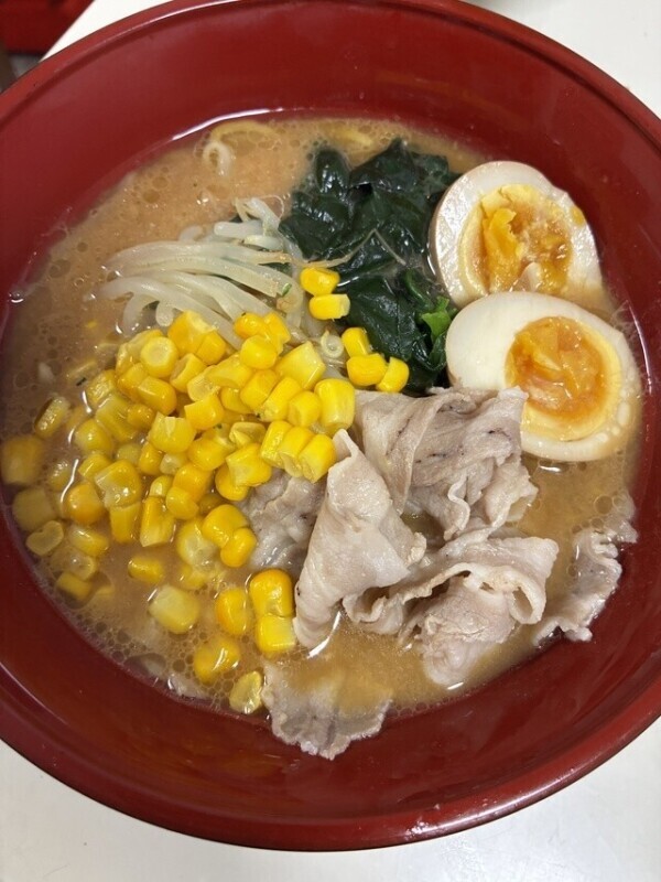 お昼のごはん🍜🍥1965