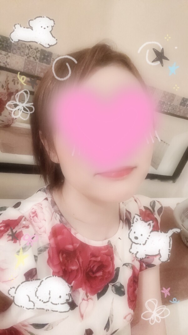 おばさんの自撮りはとても大変