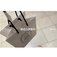 お腹痛いのにスムージーのんでいる‼️😭
