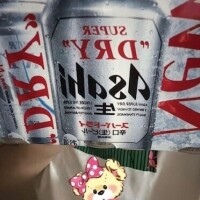 ビールと飲むヨーグルトとお菓子