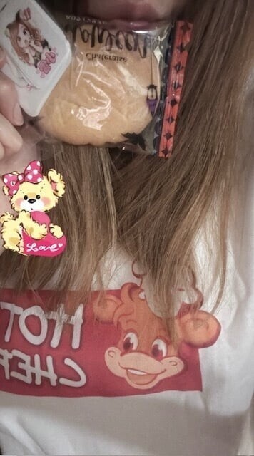 おソロティーシャツとハロウィンお菓子