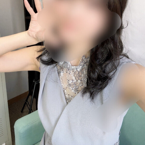 竜胆とこはね。