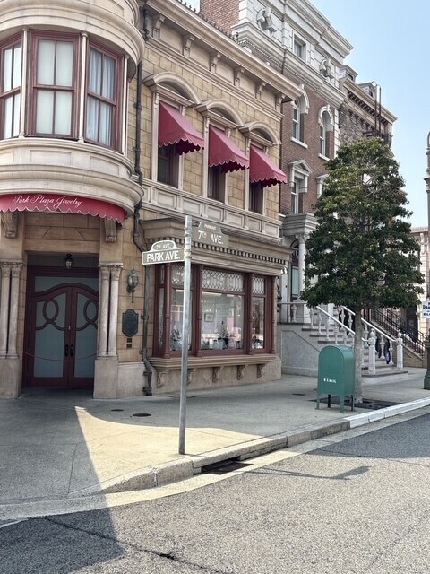 雨のち曇り