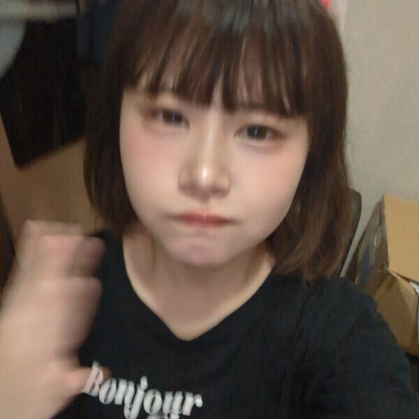 蒸し暑くてすごい顔