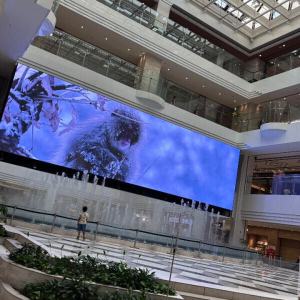 池袋サンシャインとこはね。
