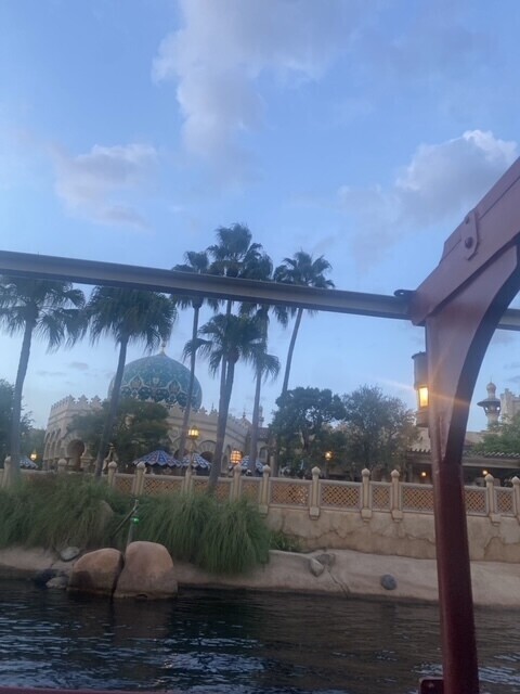 ディーハロロス