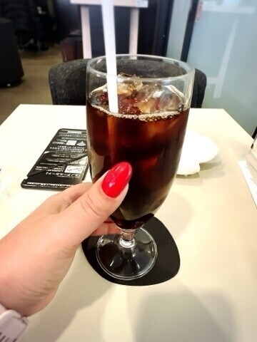 毎年、年イチ恒例　　赤ネイル😊