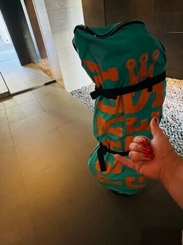 明日は…お店都合で…私はお休み…😭