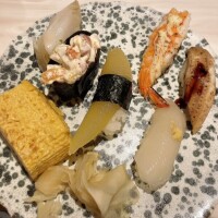 明日15日(木)お休みいただきます🙇‍♀️