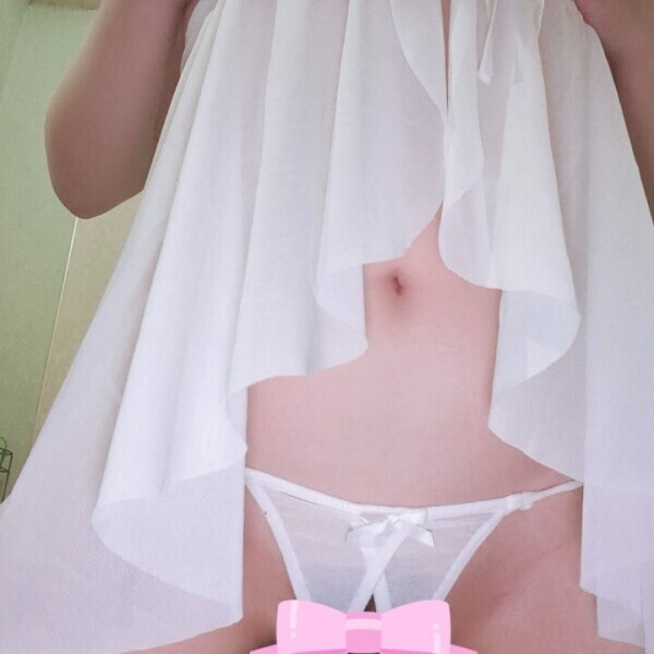 パンツの割れ目🩲