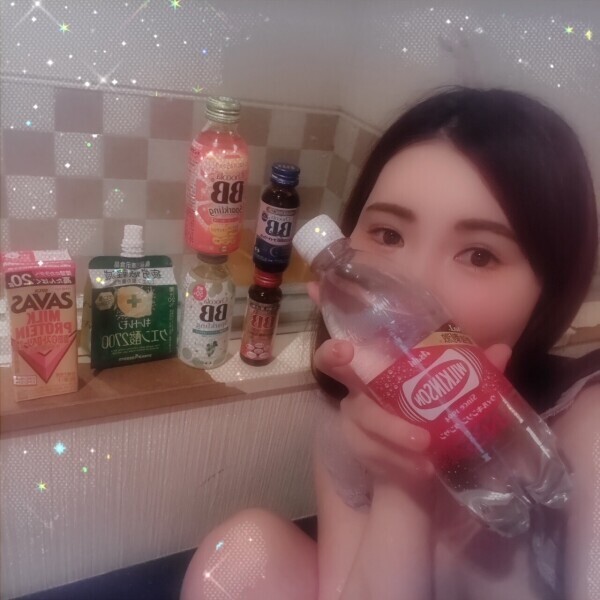 明日は🥰