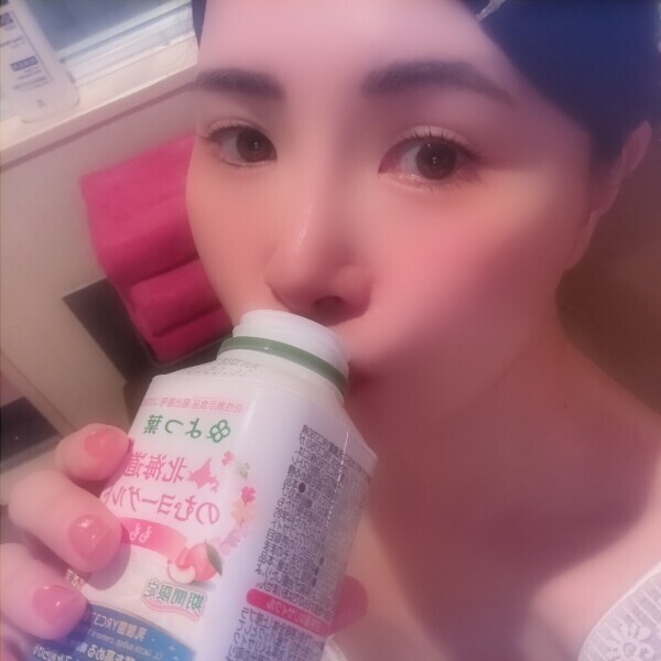 明日は🥰
