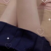 り　な