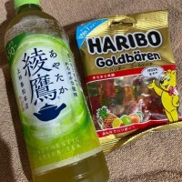 り　な