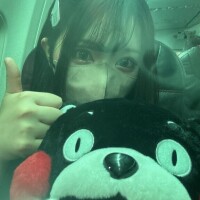 も　な