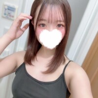 め　る