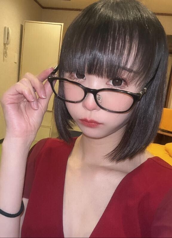 メガネあゆでラスト出勤?