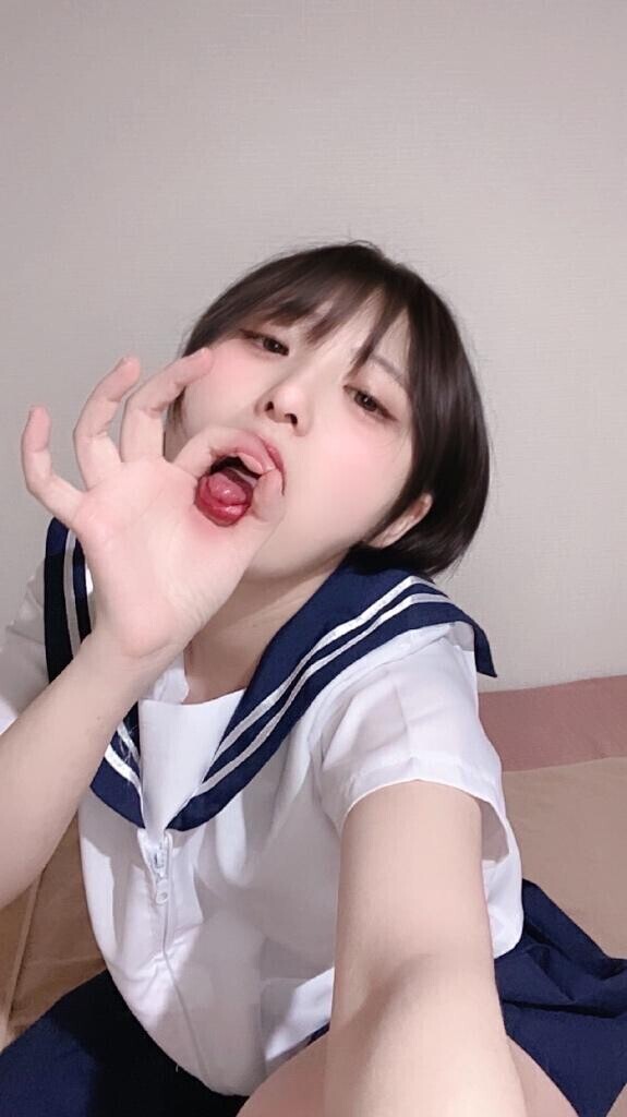 昔から…?おしゃぶりが大好きすぎて離れられないの///