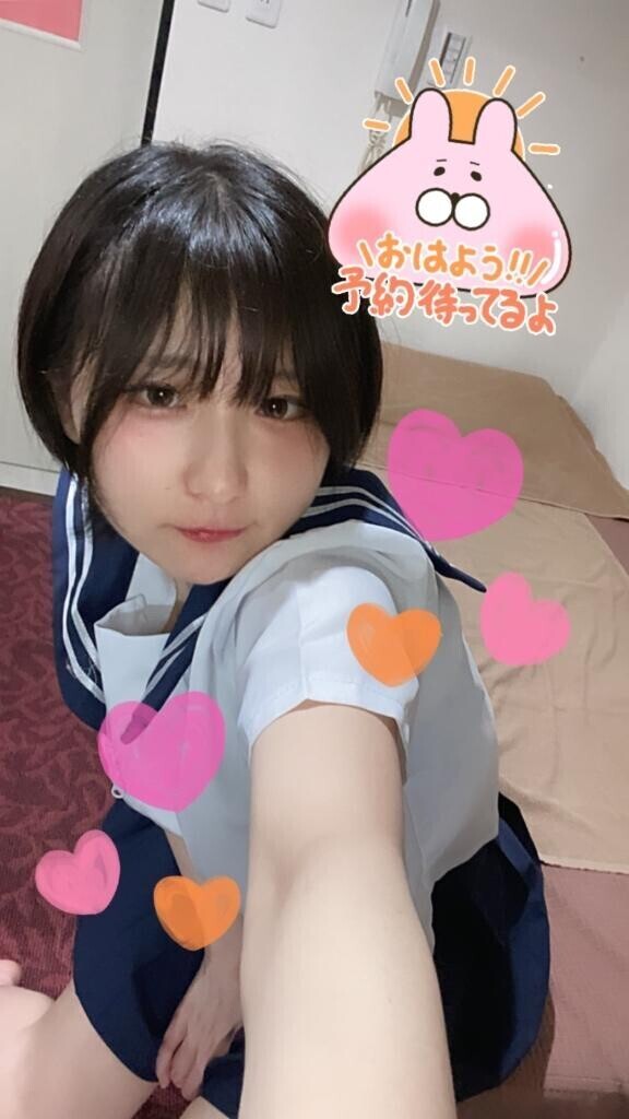 今日も10時から萌え萌え待ちしてます???