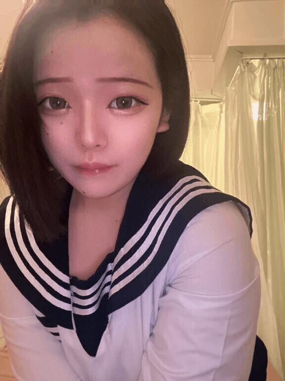 放課後の制服彼女、ご奉仕モード