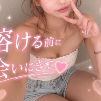 新波リア(単体AV女優)