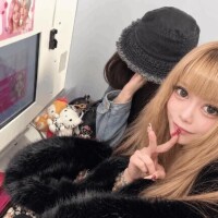 新波リア(単体AV女優)