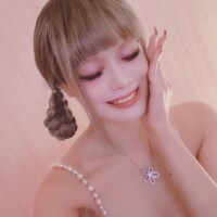 新波リア(単体AV女優)