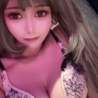 新波リア(単体AV女優)
