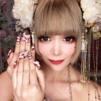 新波リア(単体AV女優)