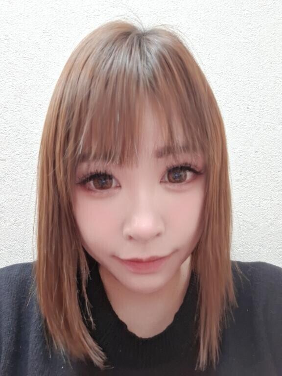 元?りり?初出勤