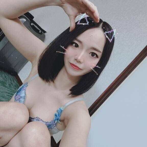 今年初、、、?