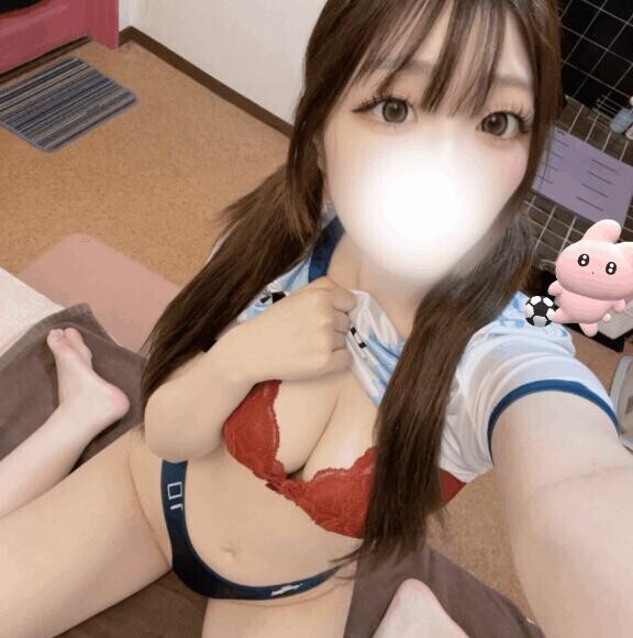 真っ白肌ともっちもち?