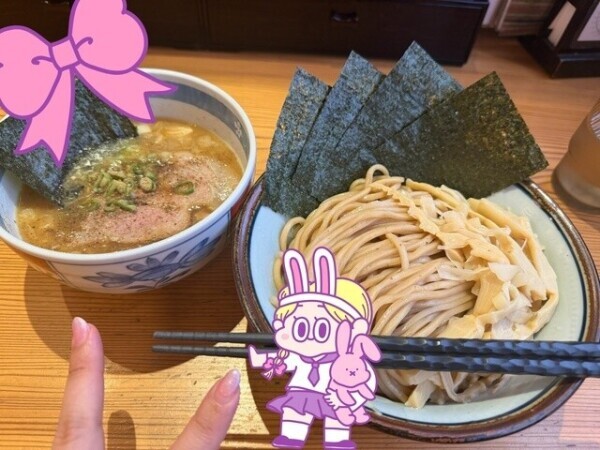 可愛くデコろうがラーメンなんですよね