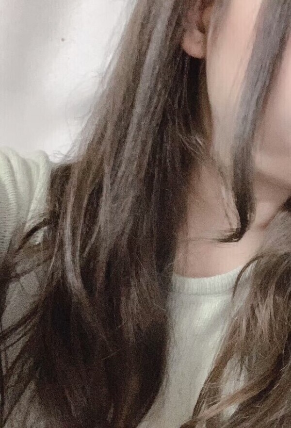 明日は１２時から