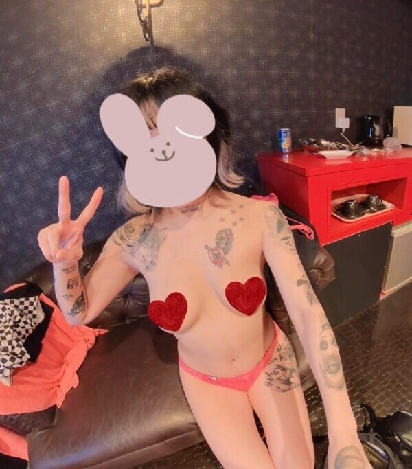 出勤中でーす♥️