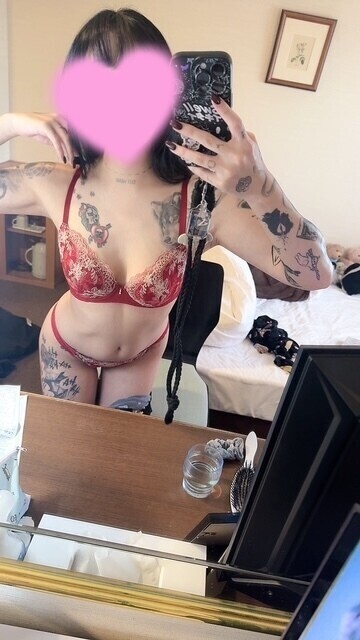 出勤してまーす✨️