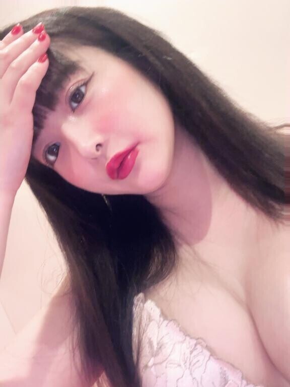 巨乳??