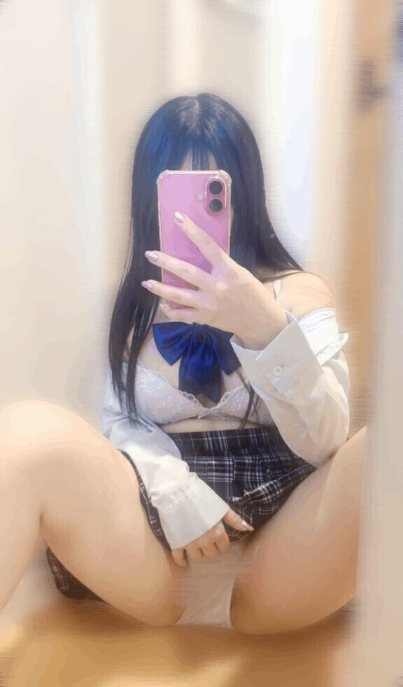 えろえろな姿見てください///