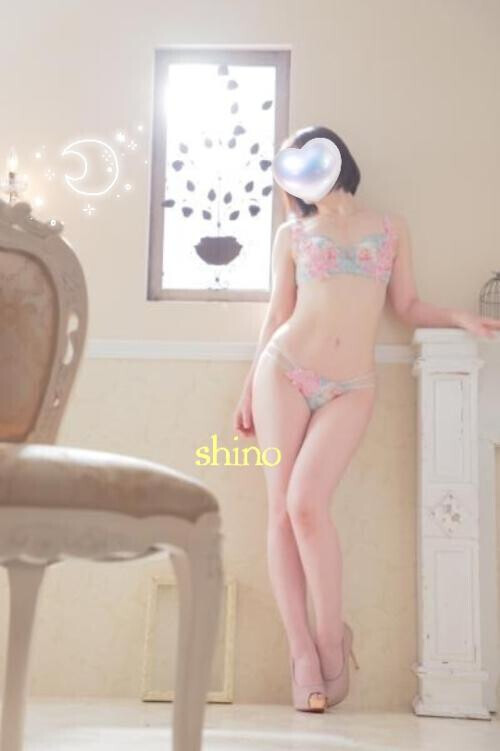 明日はお休みしますm(_ _)m