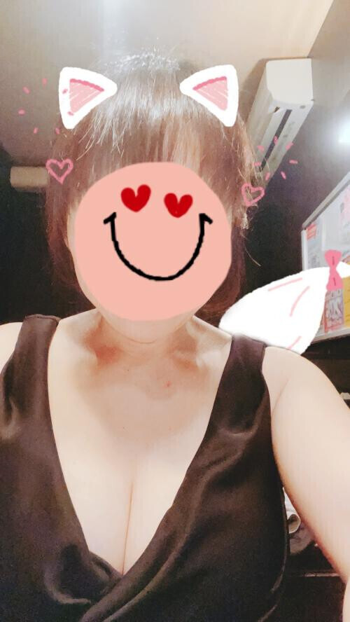 出勤してます