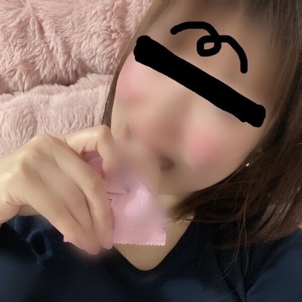 モザイク処理しても消えぬ赤頬。