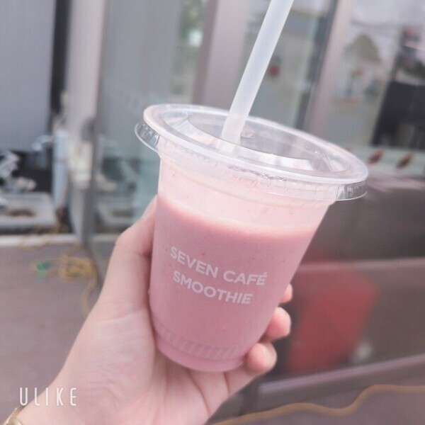 今日はセブンのスムージー半額day♡