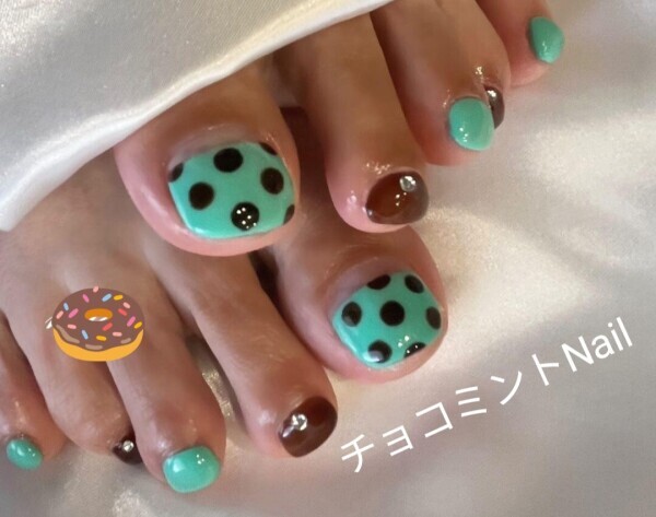 ちょっぴり甘めなネイル😋🩷
