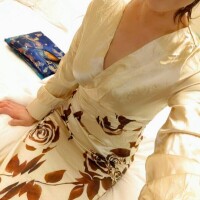 秋山しの