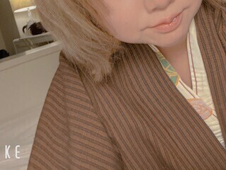 明日は出勤しますっ