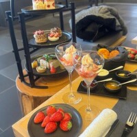 新波リア(単体AV女優)