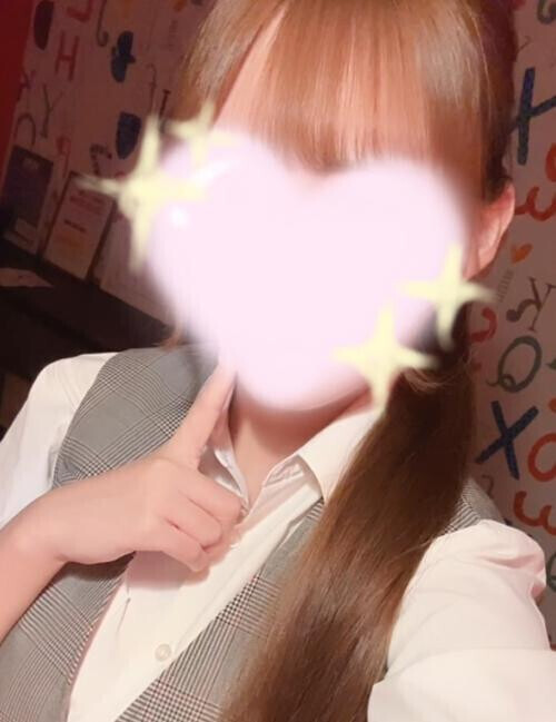 つ