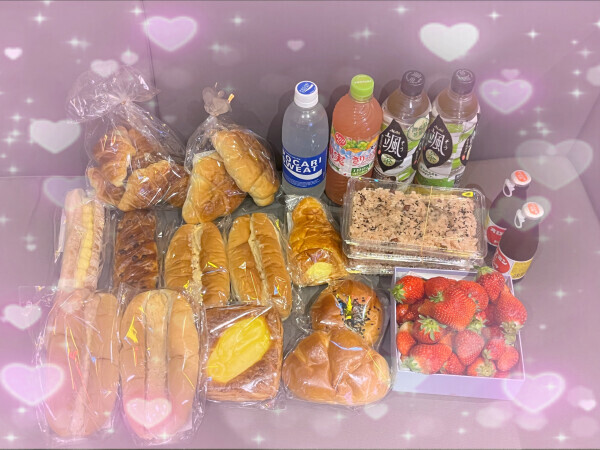 差し入れありがとう🫶🏻💗 ̖́-‬